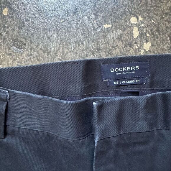 Dockers D3 Classic Fit Men’s Size 36x32 Cotton Blend Flat Front Style Chinos - Picture 6 of 14